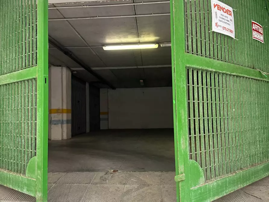 Immagine 2 di Box auto in vendita  in via Buccari 40 a Sassari