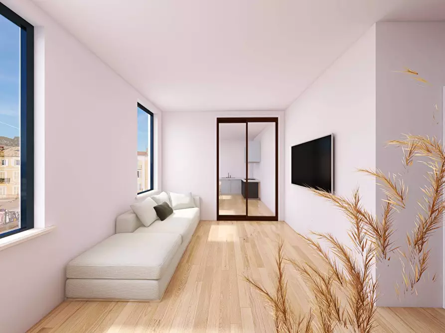 Immagine 3 di Appartamento in vendita  in Via XX Settembre 11 a Cagliari