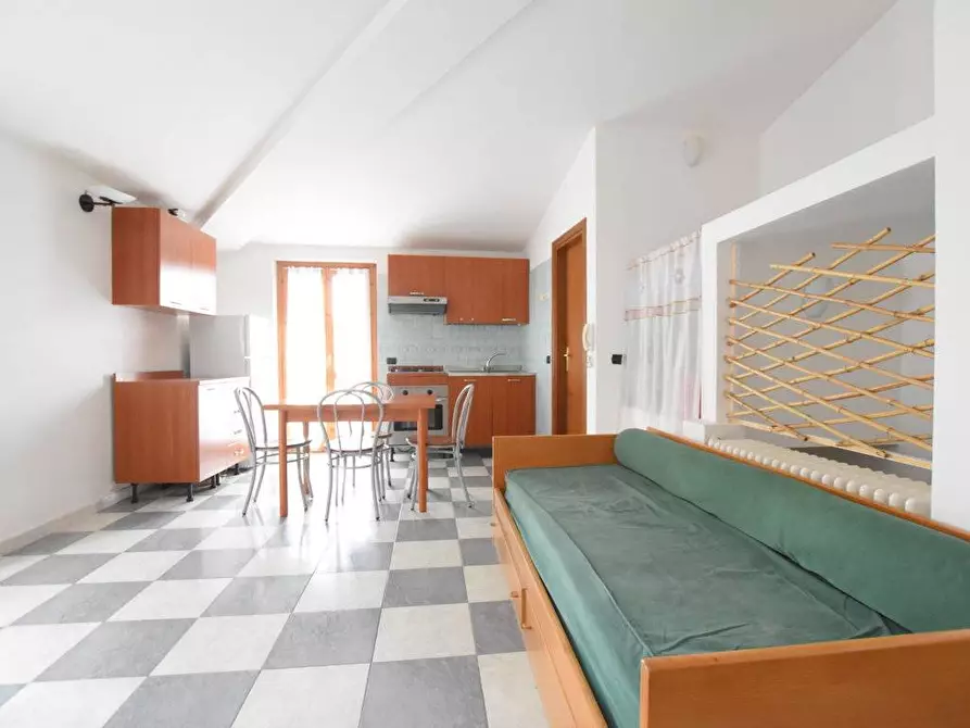 Immagine 2 di Casa indipendente in vendita  in Piazza Brundano 5 a Osilo