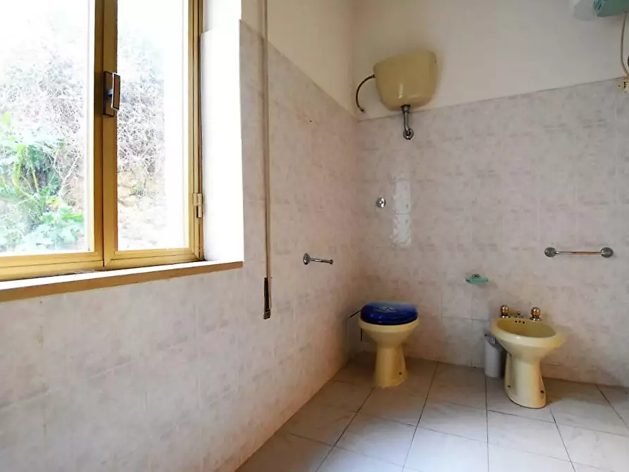 Immagine 10 di Appartamento in vendita  in Brigata Sassari 31 a Badesi