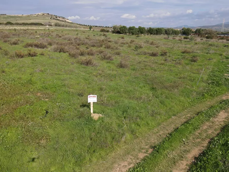 Immagine 1 di Terreno agricolo in vendita  in Via Bi'e Mesu a Selargius