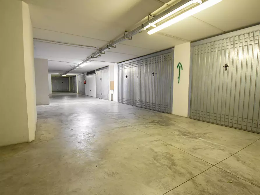 Immagine 23 di Appartamento in vendita  in Via Sardegna 11 a Sassari