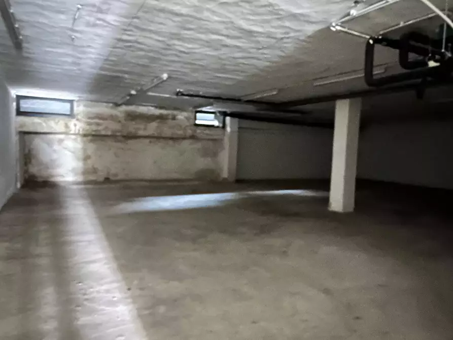 Immagine 13 di Locale commerciale in affitto  in viale Aldo Moro 243 a Olbia