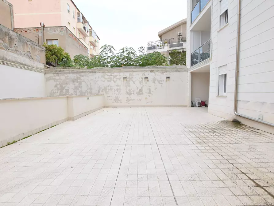 Immagine 32 di Appartamento in vendita  in Via Genova 2 a Sassari