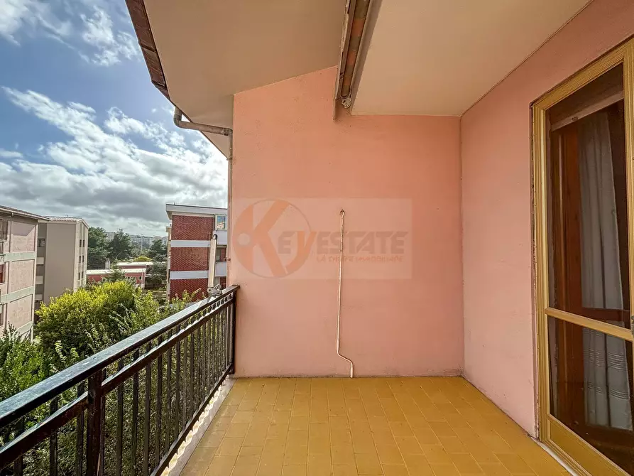 Immagine 9 di Appartamento in vendita  in via Luna e Sole 17 a Sassari