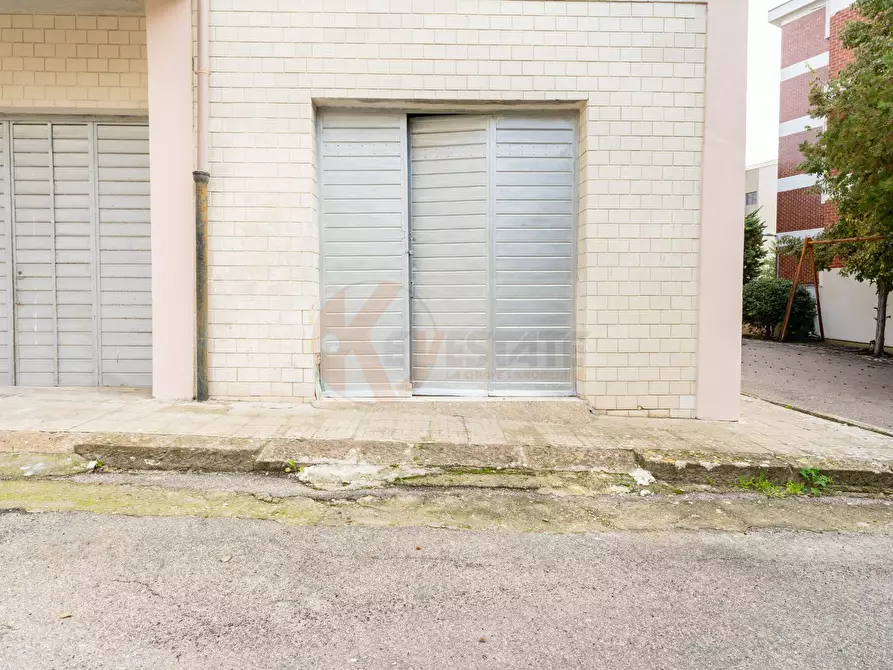 Immagine 35 di Appartamento in vendita  in via Luna e Sole 17 a Sassari