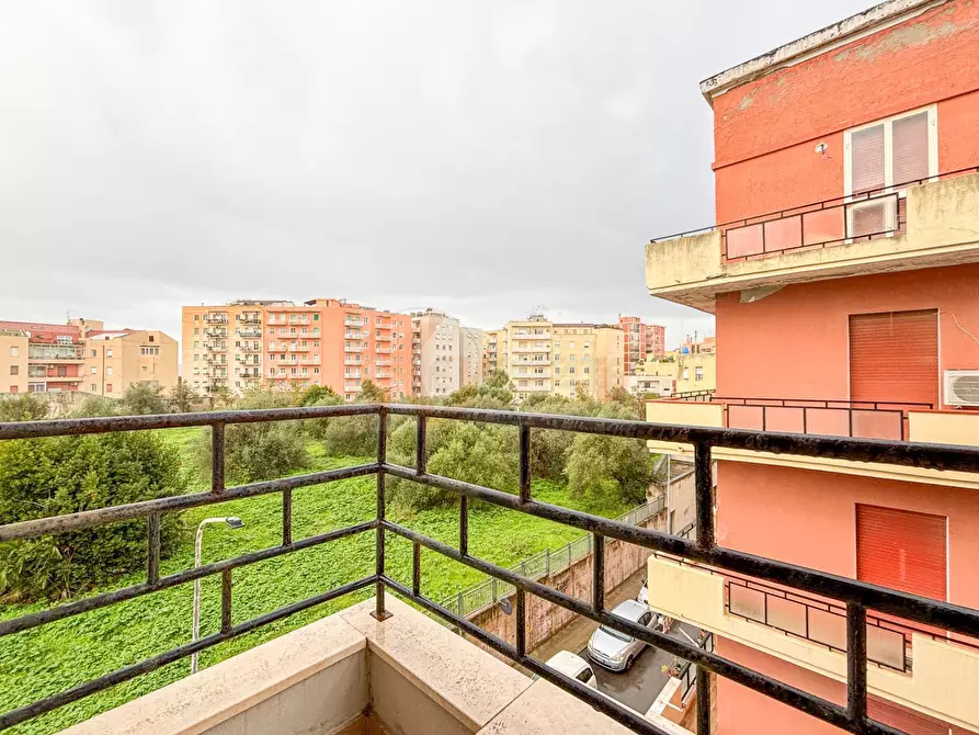 Immagine 29 di Appartamento in vendita  in via Torres 58 a Sassari