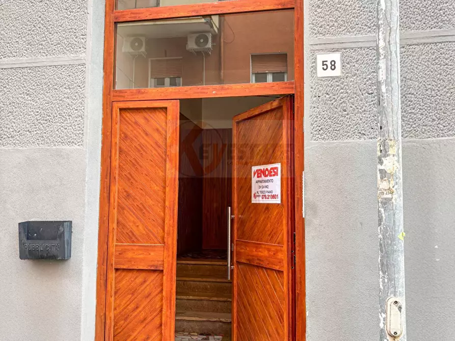 Immagine 26 di Appartamento in vendita  in via Torres 58 a Sassari