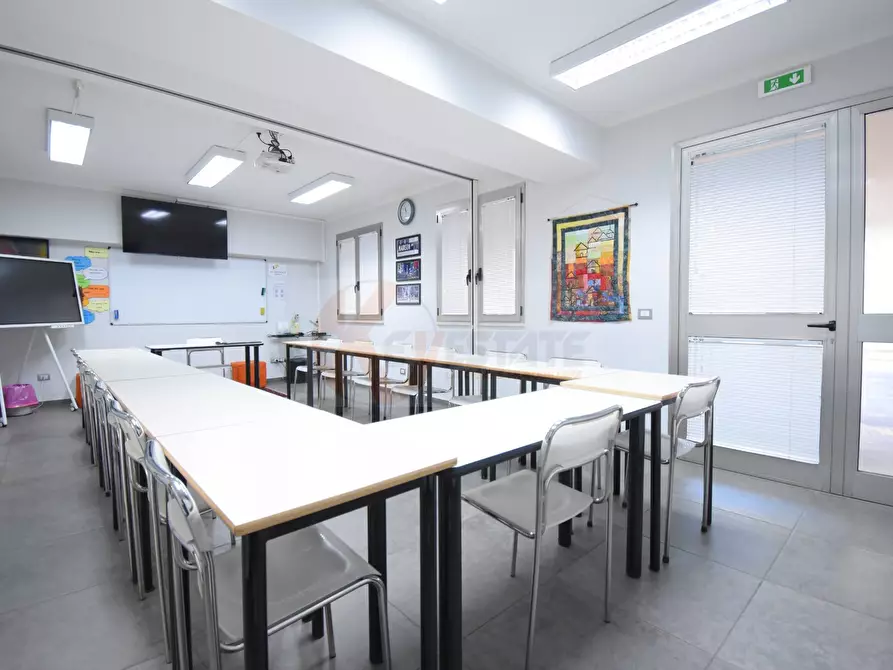 Immagine 2 di Locale commerciale in vendita  in via principe di Piemonte 3 a Sassari