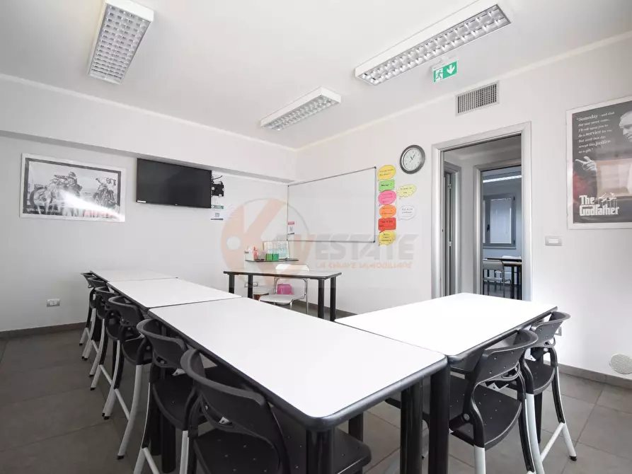 Immagine 9 di Locale commerciale in vendita  in via principe di Piemonte 3 a Sassari