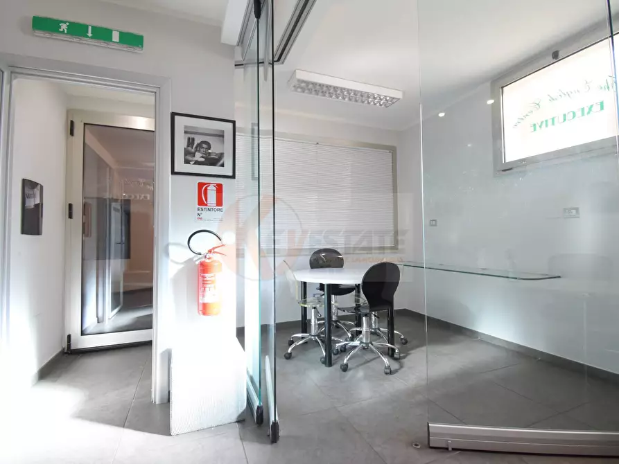 Immagine 18 di Locale commerciale in vendita  in via principe di Piemonte 3 a Sassari