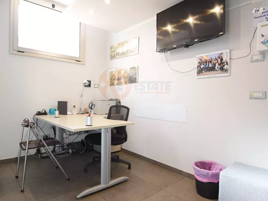 Immagine 19 di Locale commerciale in vendita  in via principe di Piemonte 3 a Sassari