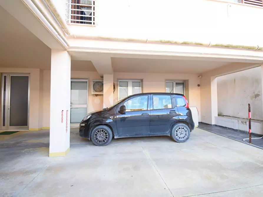 Immagine 23 di Locale commerciale in vendita  in via principe di Piemonte 3 a Sassari