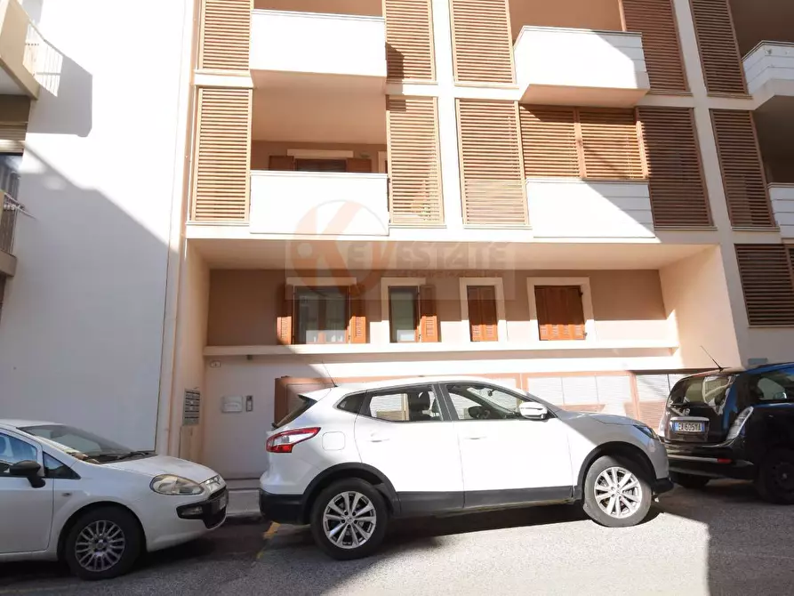 Immagine 29 di Locale commerciale in vendita  in via principe di Piemonte 3 a Sassari