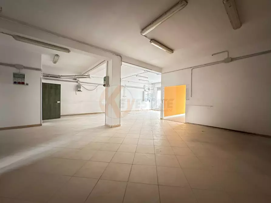 Immagine 11 di Locale commerciale in affitto  in via Fratelli Rosselli 8/A a Sassari