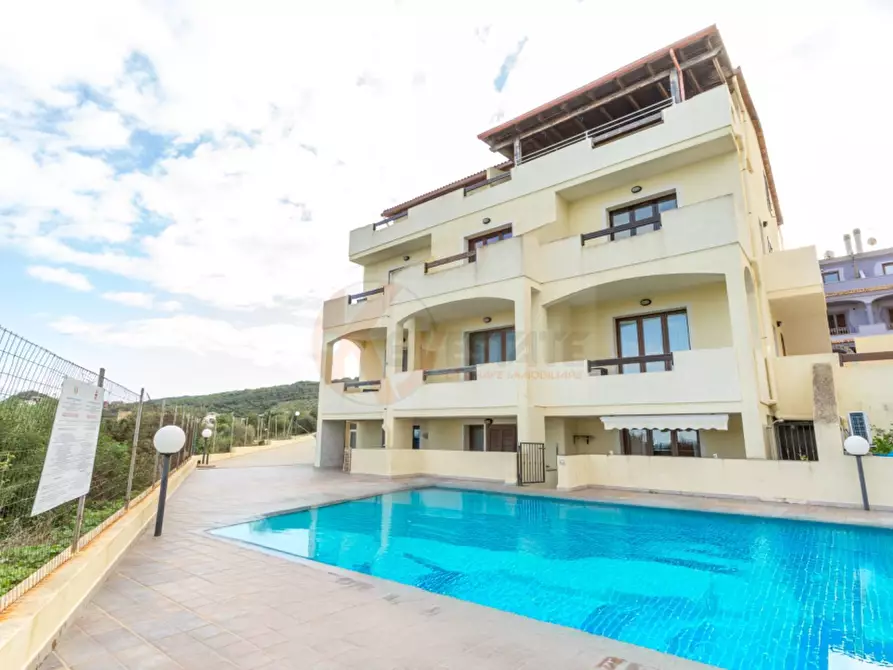 Immagine 1 di Appartamento in vendita  in via Alfonso D'aragona 15 a Castelsardo