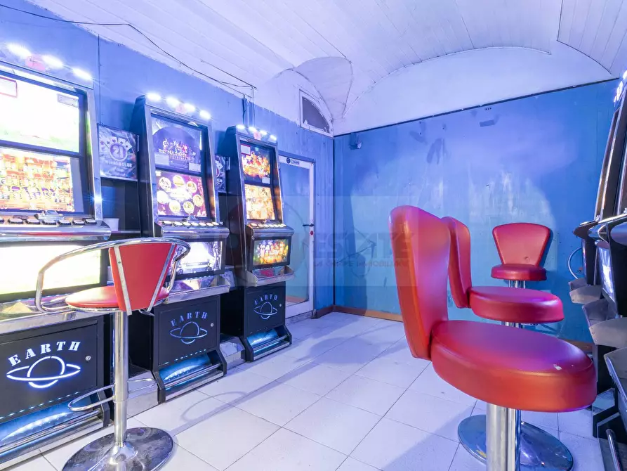 Immagine 3 di Locale commerciale in vendita  in via Rosello 13 a Sassari