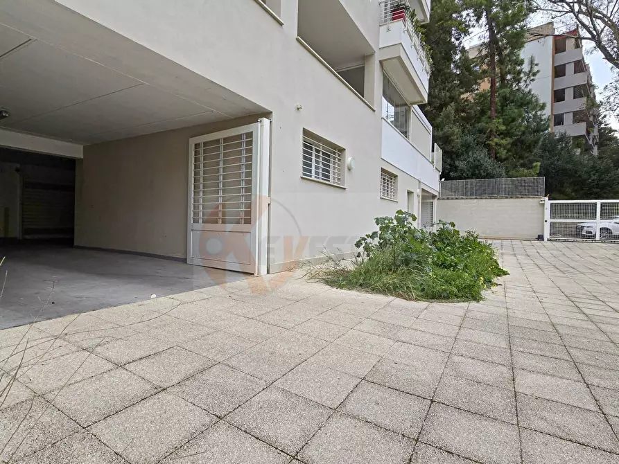 Immagine 46 di Appartamento in vendita  in via Matta 2/r a Sassari