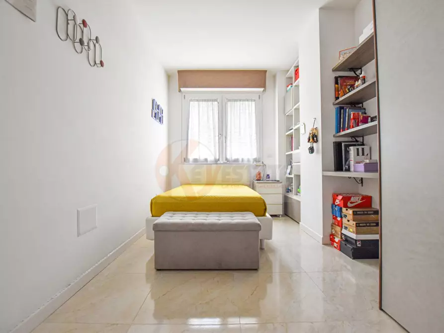 Immagine 21 di Appartamento in vendita  in via Matta 2/r a Sassari