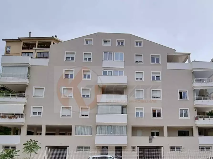 Immagine 49 di Appartamento in vendita  in via Matta 2/r a Sassari