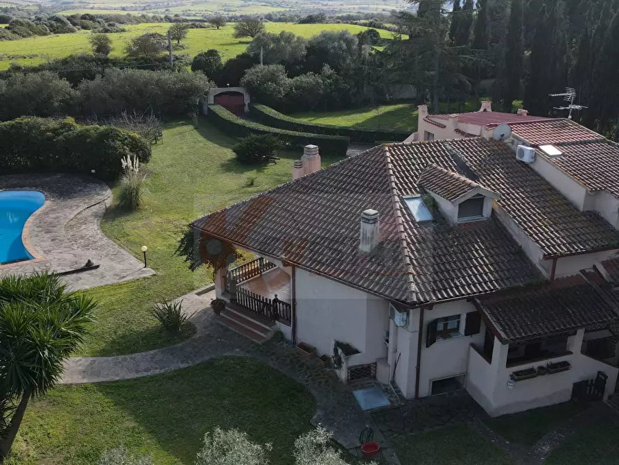Immagine 2 di Villa in vendita  in REGIONE MACCIA D` AGLIASTRU 166 a Sassari