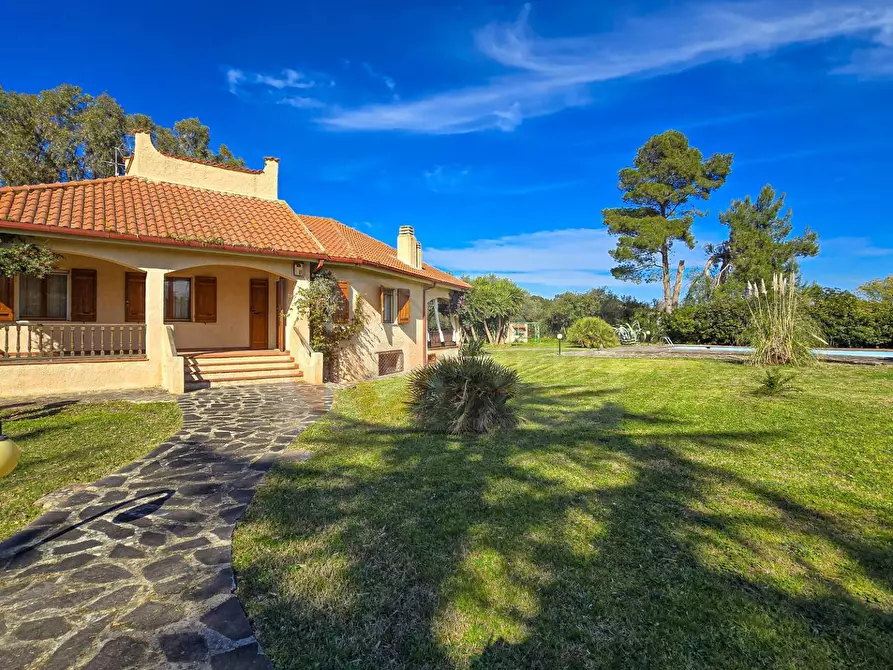 Immagine 56 di Villa in vendita  in REGIONE MACCIA D` AGLIASTRU 166 a Sassari