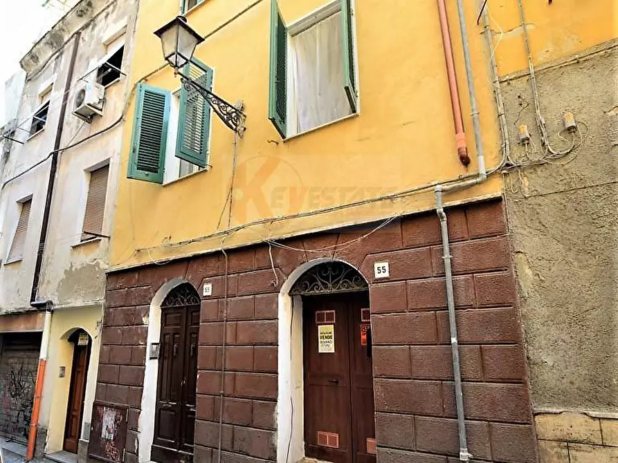 Immagine 40 di Appartamento in vendita  in via Lamarmora 55 a Sassari