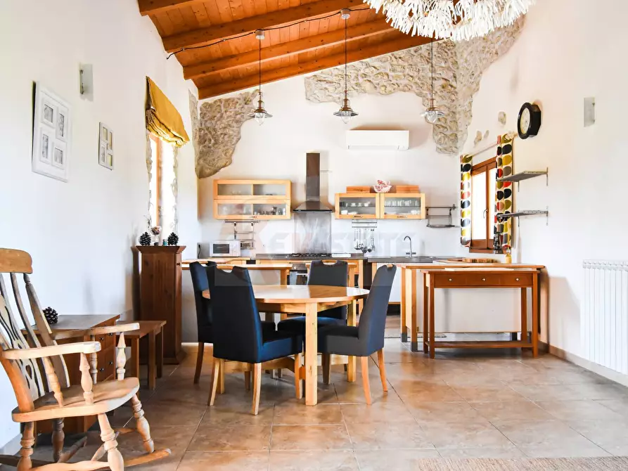 Immagine 12 di Villa in vendita  in LOC. SANTU PEDRU a Chiaramonti