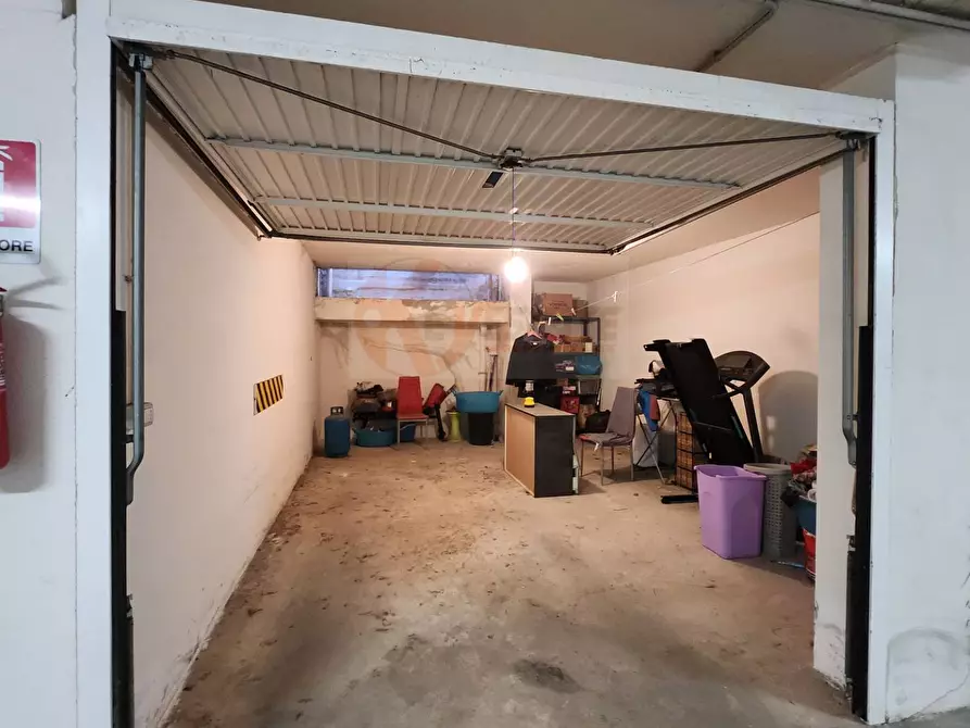 Immagine 2 di Box auto in vendita  in Via Millelire 11 a Sassari