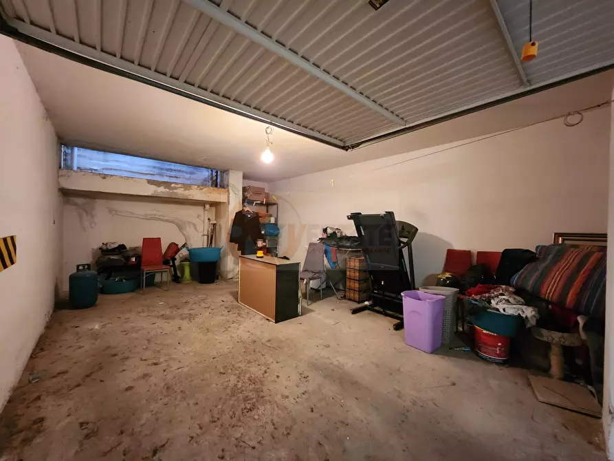 Immagine 4 di Box auto in vendita  in Via Millelire 11 a Sassari