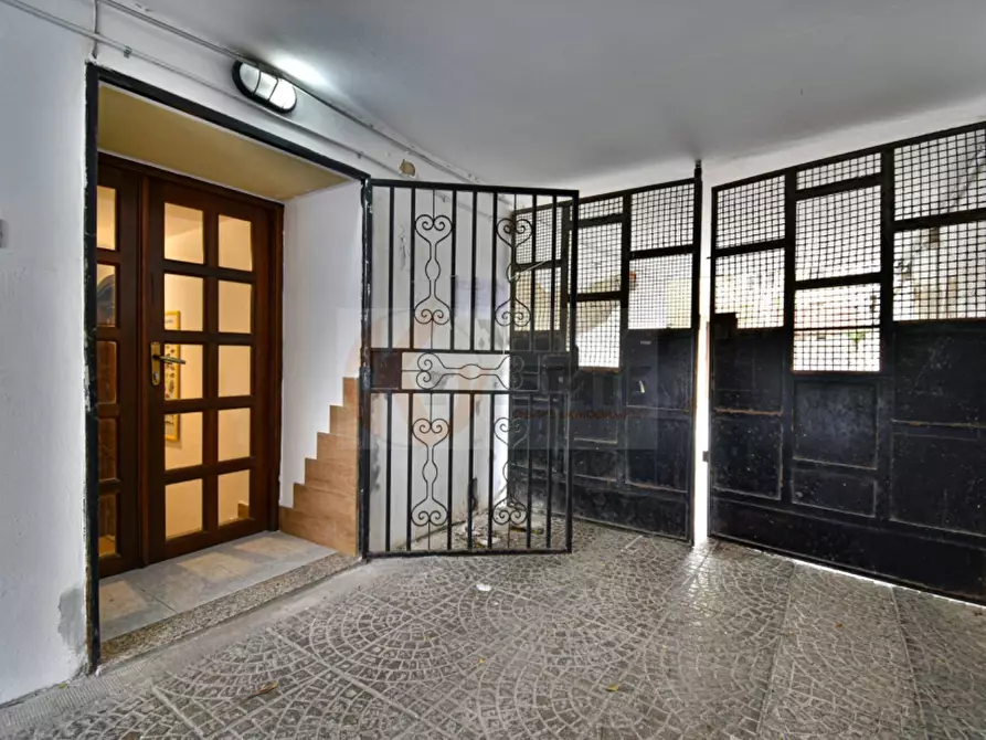 Immagine 14 di Appartamento in vendita  in via Zanfarino 37 a Sassari