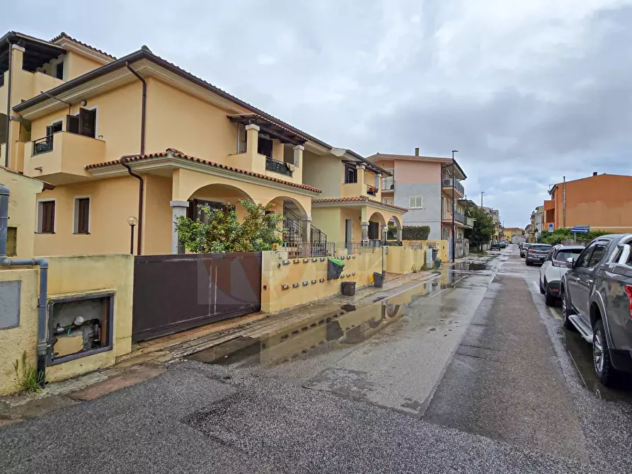 Immagine 35 di Villetta a schiera in vendita  in Via Donizetti 32 a Olbia