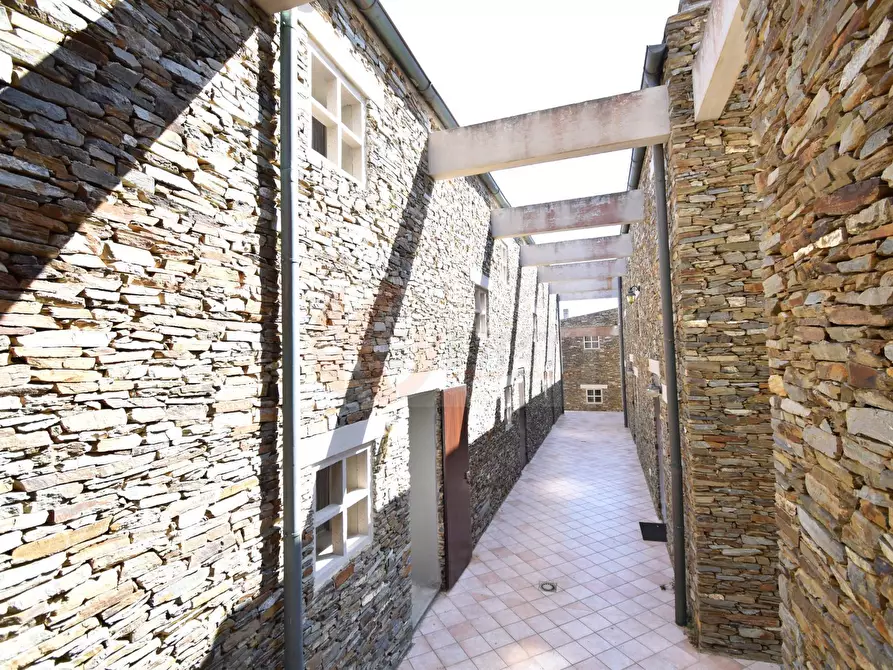 Immagine 36 di Appartamento in vendita  in via Carru e Frau 23 a Banari