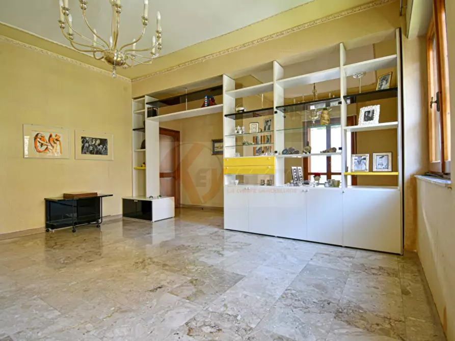 Immagine 2 di Appartamento in vendita  in via Barzini 4 a Sassari