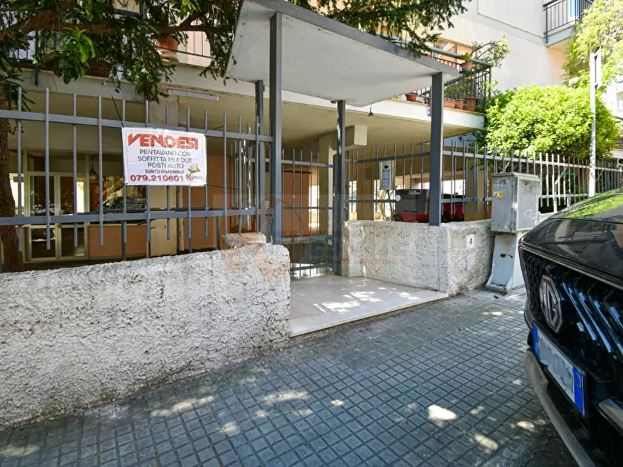 Immagine 39 di Appartamento in vendita  in via Barzini 4 a Sassari