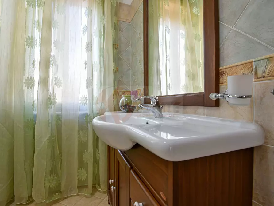 Immagine 21 di Appartamento in vendita  in via Cagliari 294 a Domusnovas