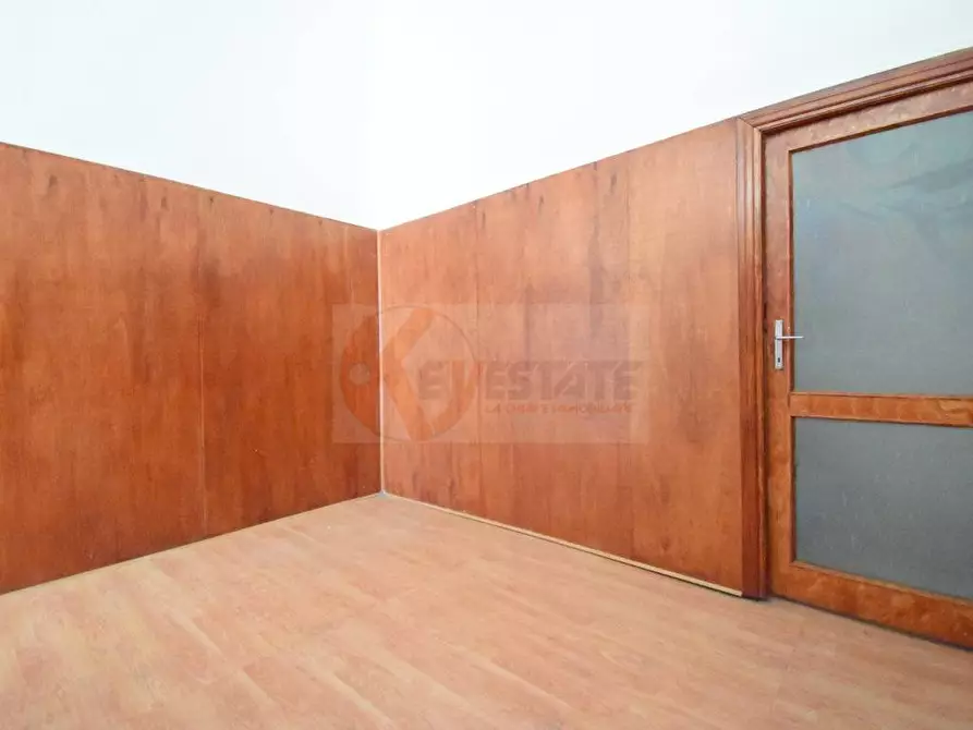 Immagine 5 di Locale commerciale in vendita  in Viale Umberto 117 a Sassari