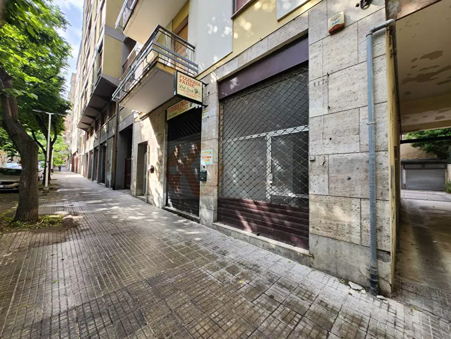 Immagine 12 di Locale commerciale in vendita  in Viale Umberto 117 a Sassari