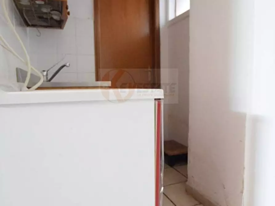 Immagine 14 di Locale commerciale in vendita  in VIA TRIESTE 20 a Nuoro