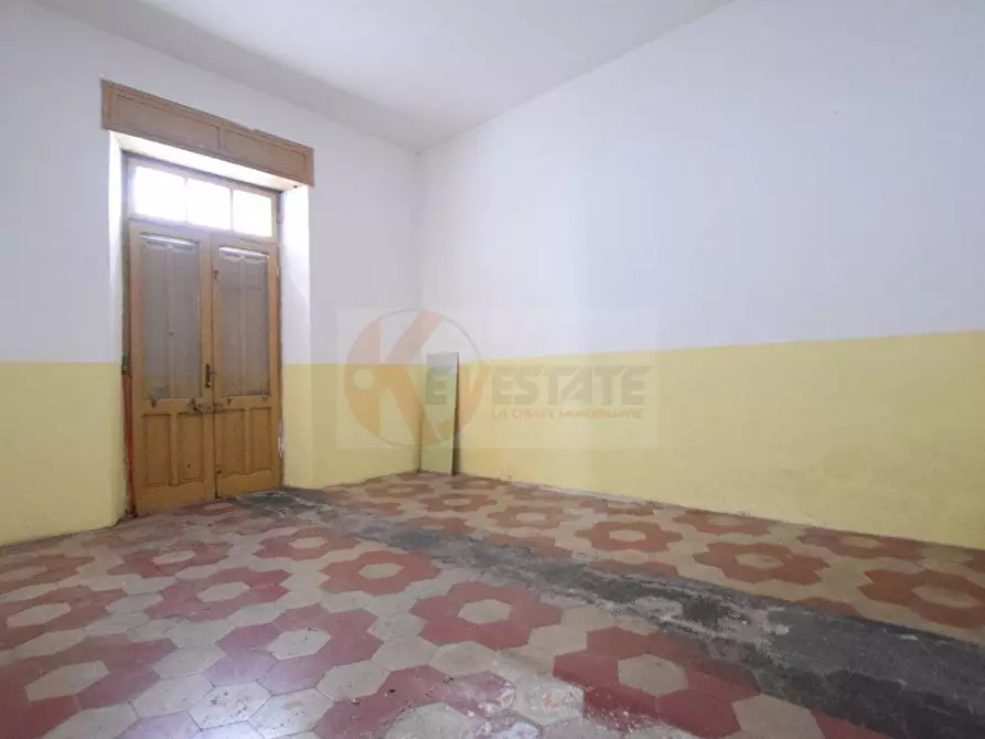 Immagine 11 di Locale commerciale in vendita  in VIA TRIESTE 20 a Nuoro