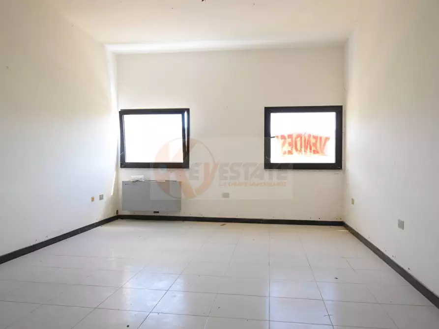 Immagine 6 di Capannone industriale in vendita  in zona industriale a Badesi