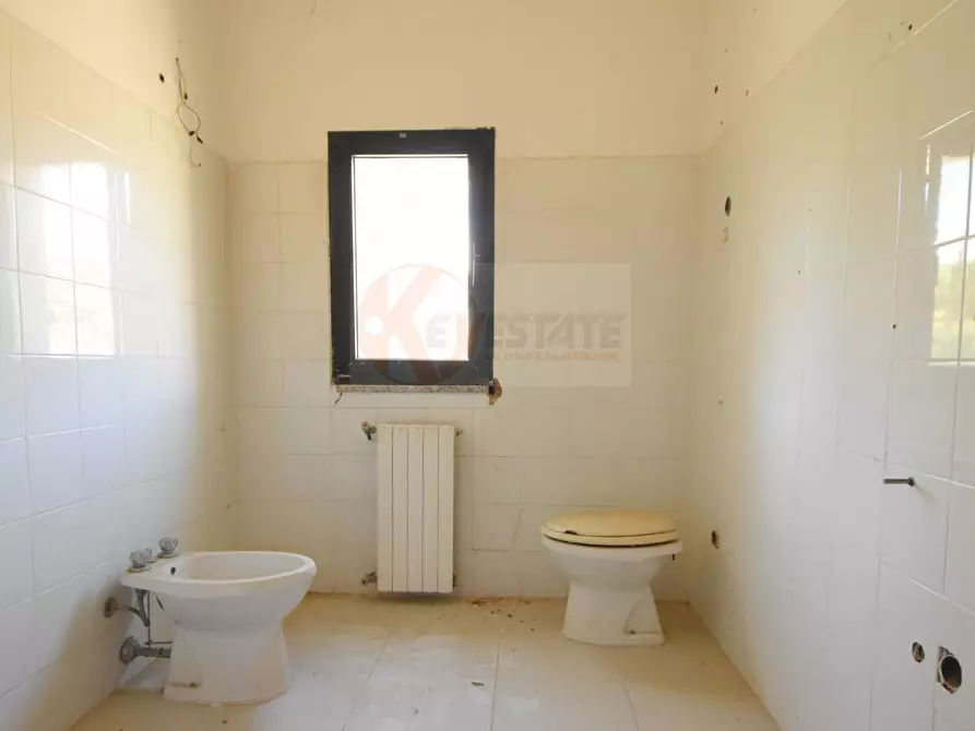 Immagine 10 di Capannone industriale in vendita  in zona industriale a Badesi