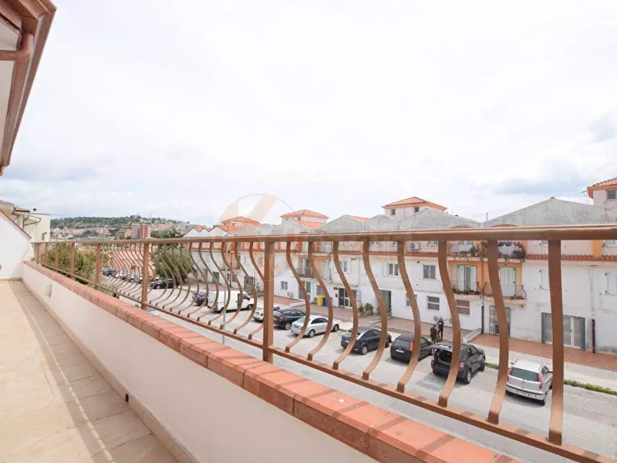 Immagine 38 di Villetta a schiera in vendita  in VIA CUCCA 46 a Nuoro