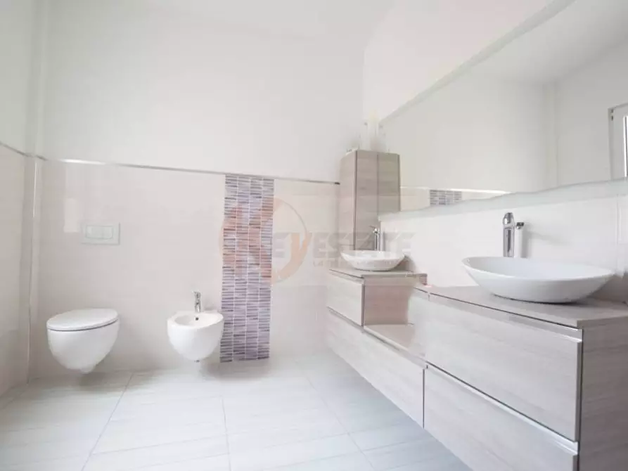 Immagine 48 di Villetta a schiera in vendita  in VIA CUCCA 46 a Nuoro