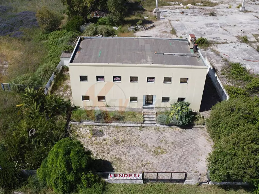 Immagine 38 di Capannone industriale in vendita  in zona industriale a Badesi