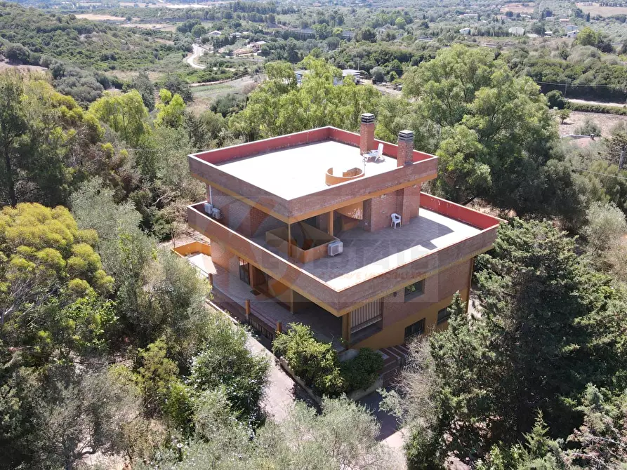Immagine 43 di Villa in vendita  in STRADA VICINALE SANT'ANATOLIA 8 a Sassari