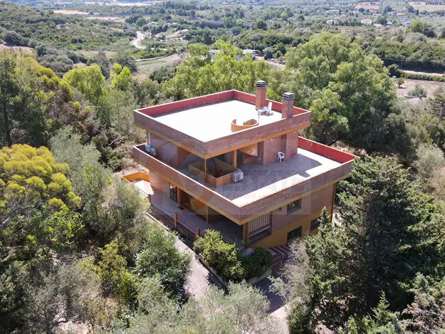 Immagine 42 di Villa in vendita  in STRADA VICINALE SANT'ANATOLIA 8 a Sassari