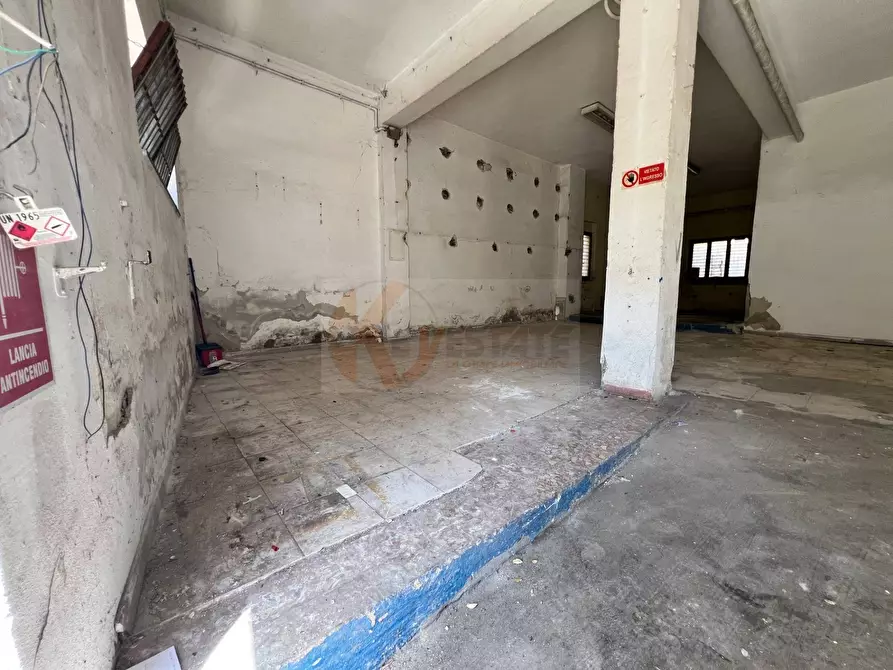 Immagine 6 di Locale commerciale in vendita  in via Stanis Manca 9 a Sassari