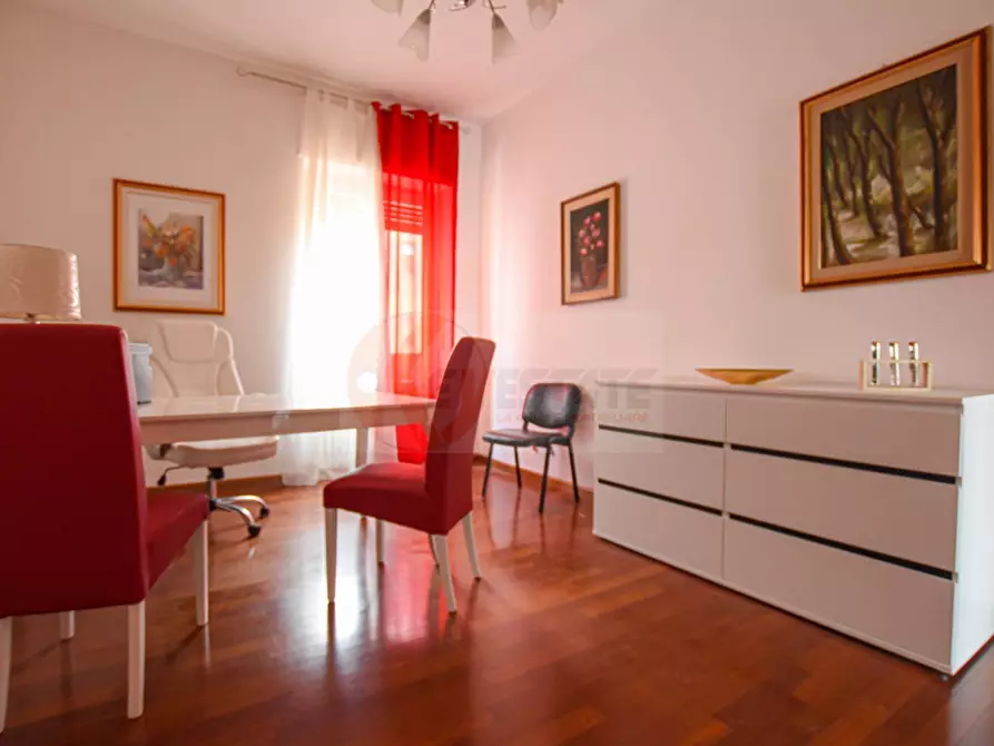 Immagine 7 di Appartamento in vendita  in Umberto I 94 a Sassari