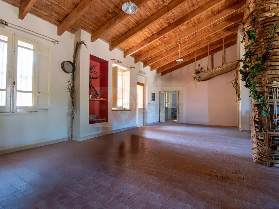 Immagine 2 di Locale commerciale in vendita  in SP 28 km 15 snc a Anela